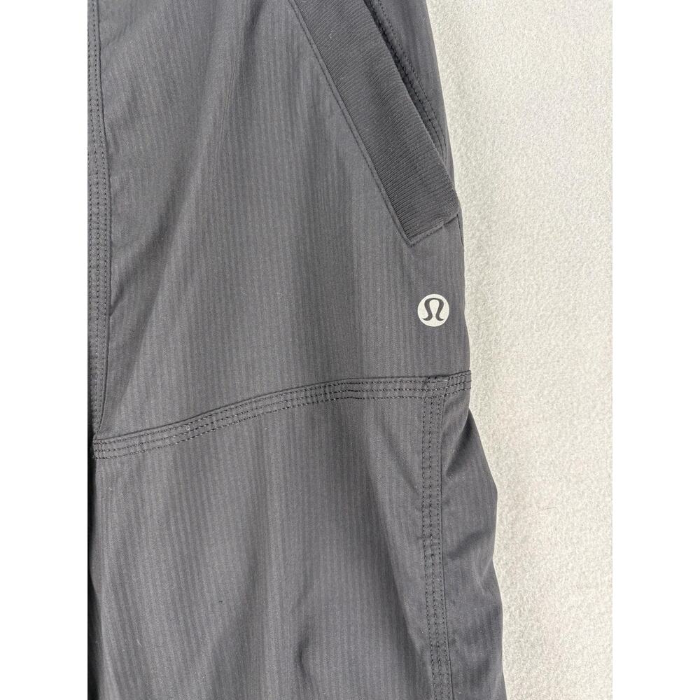 Lululemon Pants Womens 6 Gray Capri Drawstring Waist Pockets Yoga Gym Athletic - Picture 8 of 9
